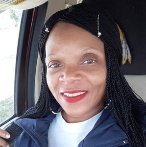 Meet your Posher, Beverly